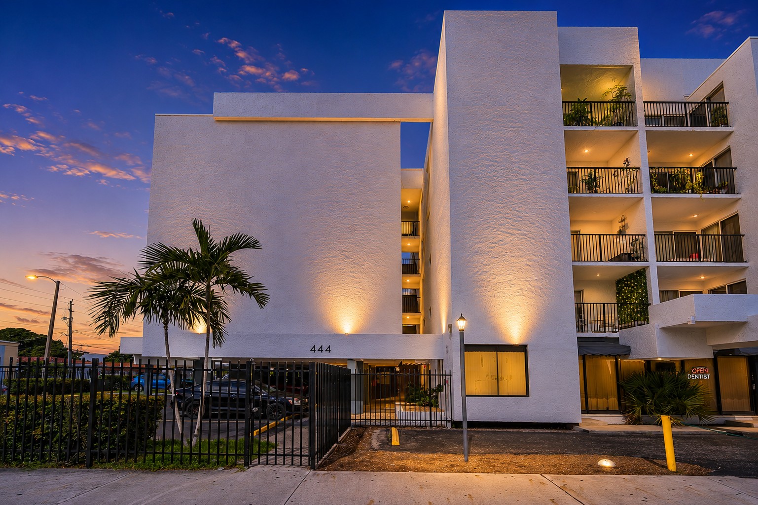 444 SW 27th Avenue - 50